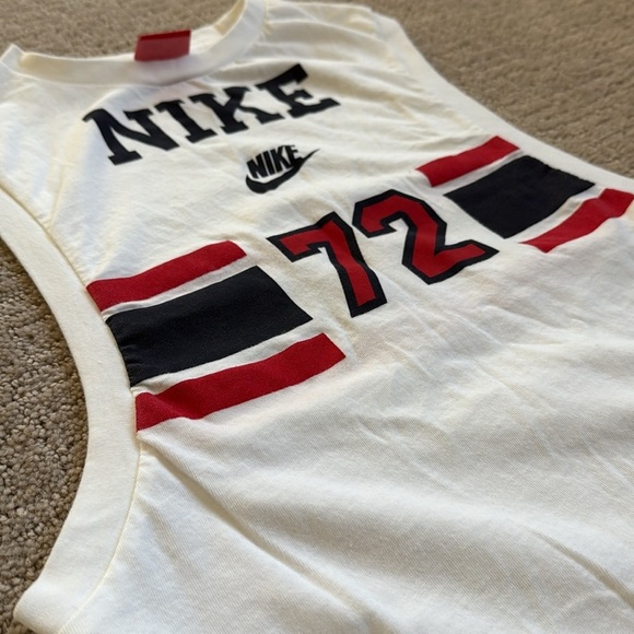 Nike Women's Muscle Tank - Picture 5 of 5